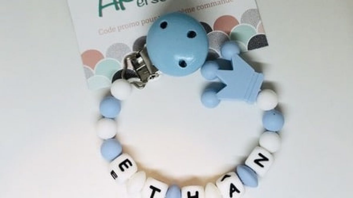 Attache Tetine Couronne Bleu Blanc Avec Prenom A Personnaliser